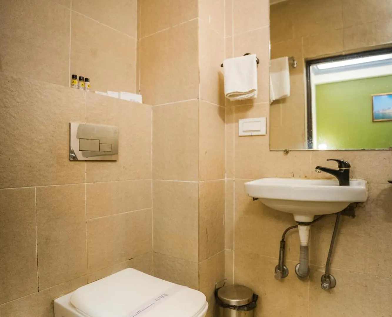 Tripli Hotels Silver Shine Varanasi 3*,  India