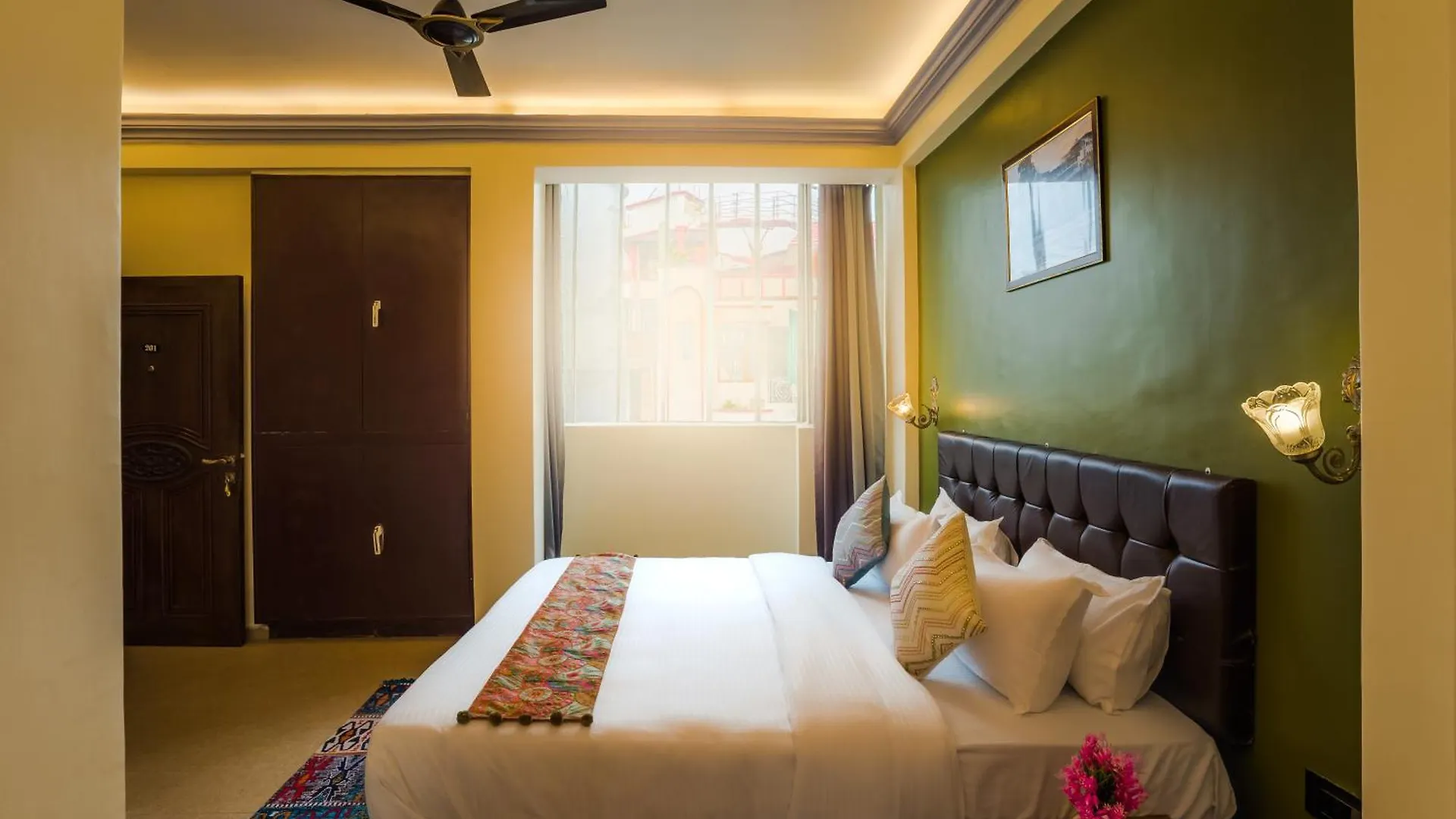 Tripli Hotels Silver Shine Varanasi