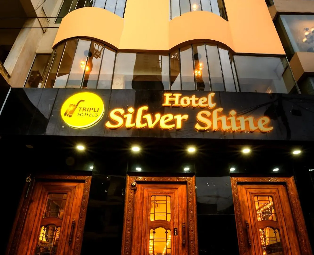 Tripli Hotels Silver Shine Varanasi