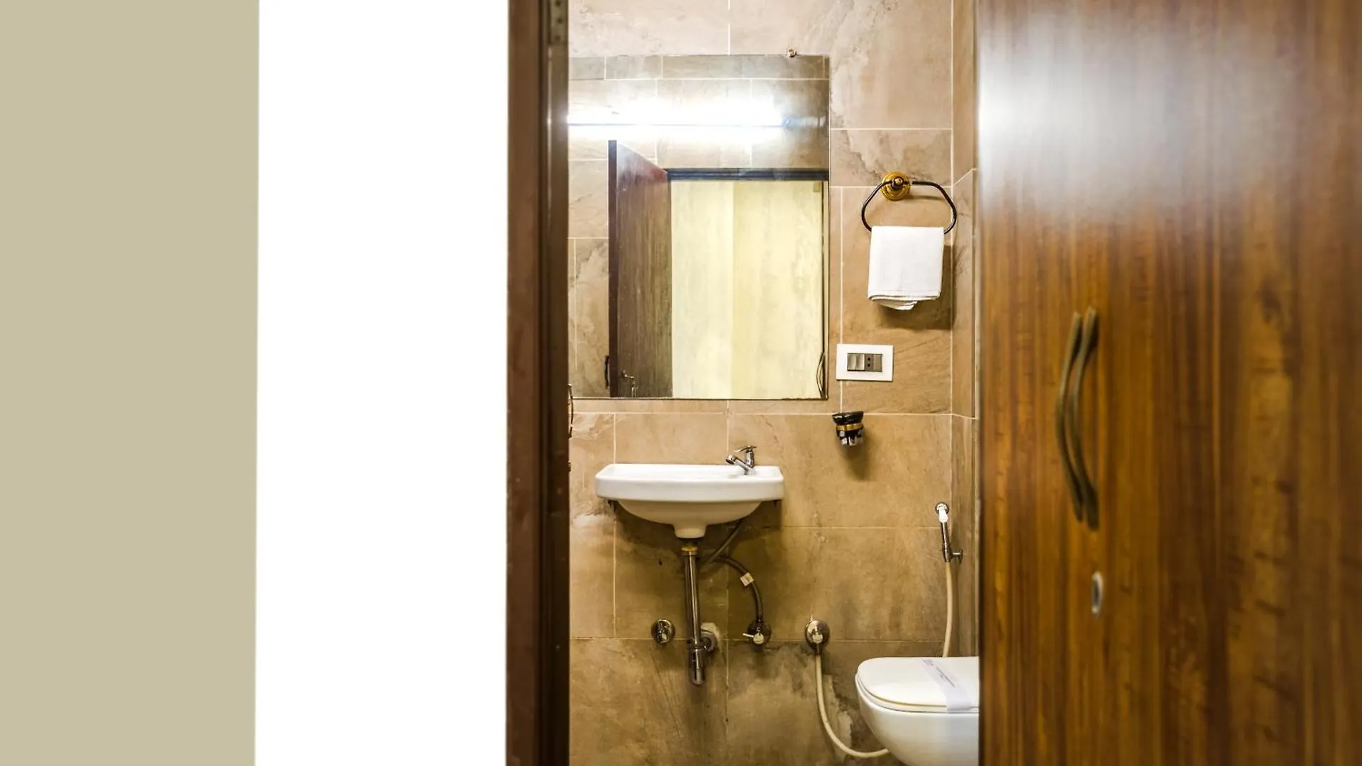 Tripli Hotels Silver Shine Váránasí Indie